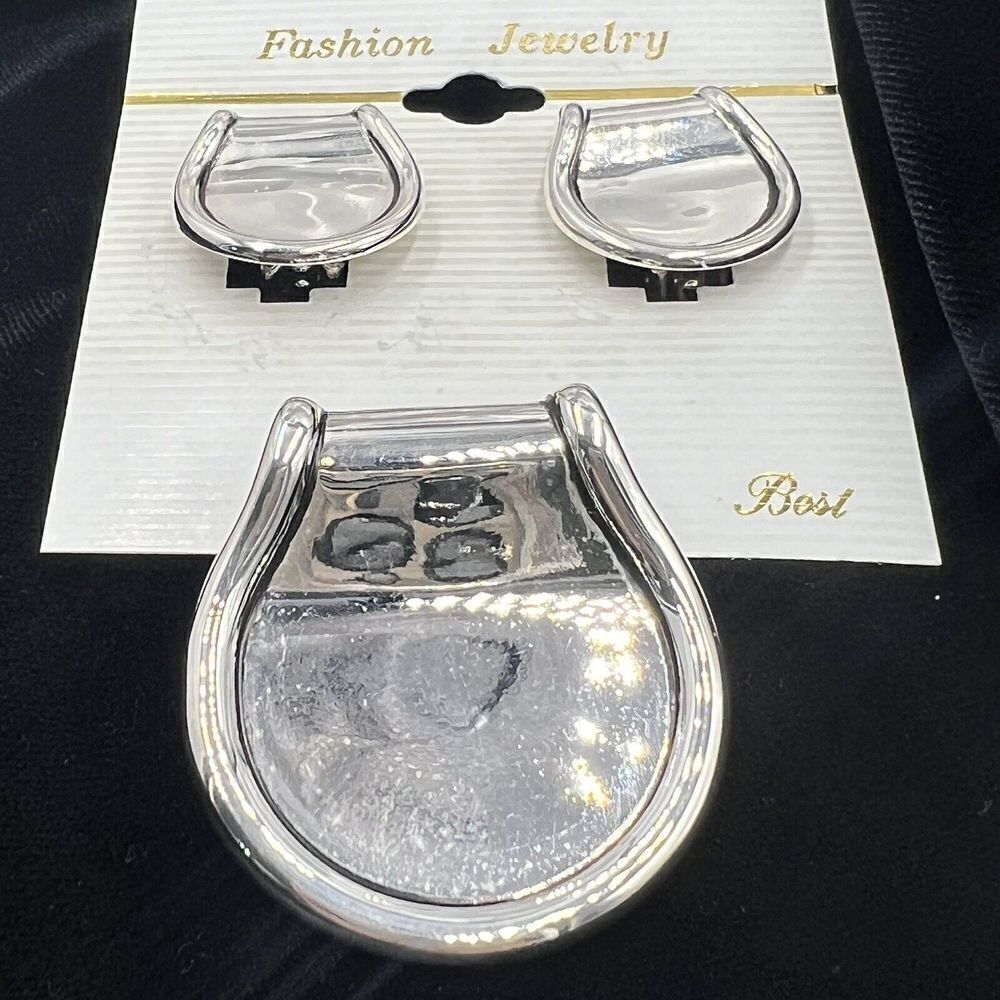 Vintage Clip On Earrings And Pendant Chunky Thumb Print Style Silver Plated Best